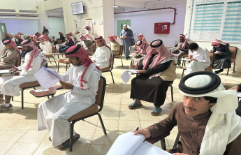 المشرف العام على برامج البكالوريوس بكلية السليل  يتفقدية سير الاختبارات النهائية
