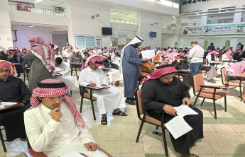 المشرف العام على برامج البكالوريوس بكلية السليل  يتفقدية سير الاختبارات النهائية